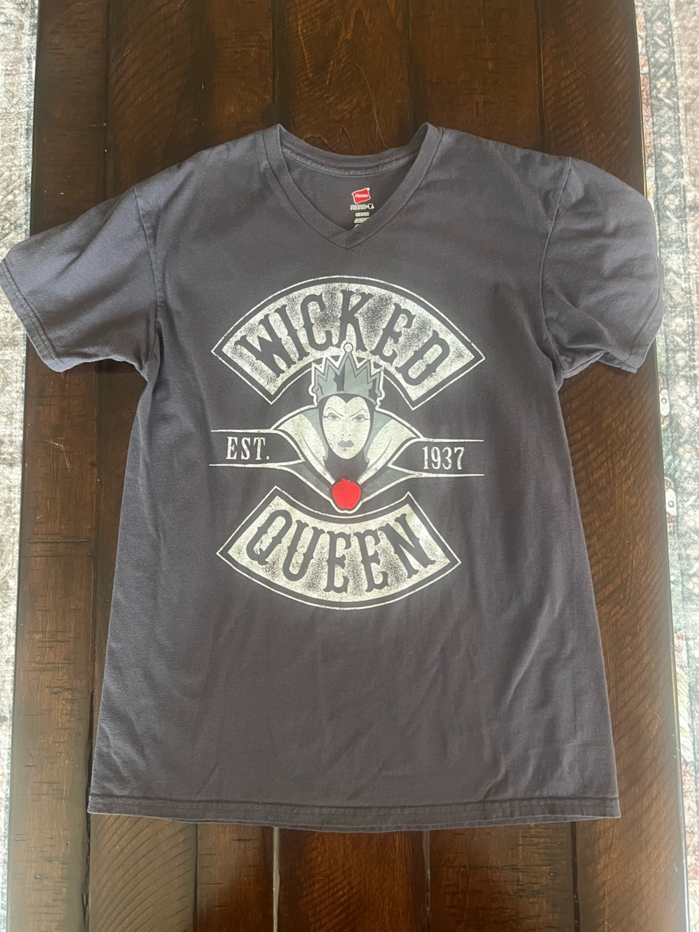 Disney Parks Evil Queen Snow White Halloween Graphic Tee Women S